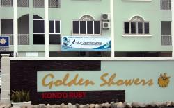 Three  Rooms Golden Shower 24 hours check in