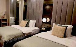 Venus Suite by YourNest @ Air Residences / Mall