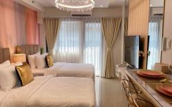 Iris Suite by YourNest @ Shore2 (Netflix + Wifi)