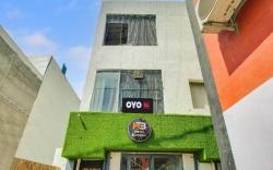 OYO Hotel Blessing 