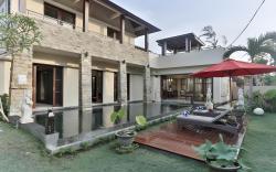 Villa Kumuda by Nakula