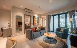 Zenity 2BR Chic Singapore Elegance in D1