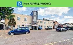 OYO Bostons Manor Hotel, Hanwell London