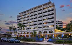Cairns Harbourside Hotel