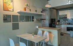Modern Comfy Suite Room-9Pax