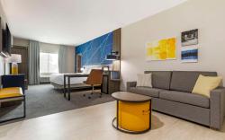 Comfort Inn & Suites Huntsville Near University