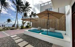 BULABOG BEACH FRONT APARTMENT 🌴🌴🌴