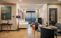 The LUMIERE Riverside Residence