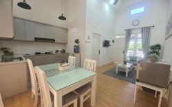 Cemara Homestay- 5 minutes from Jagorawi Toll Gate