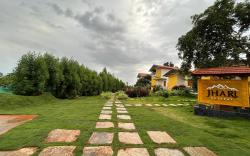 Jhari Retreat