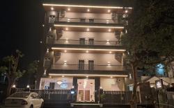 KDS EMERALD SUITES
