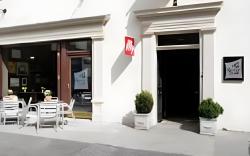 No12 Hotel