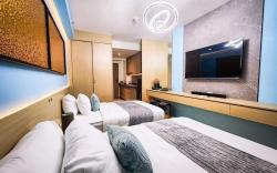 Maia Suite by YourNest @ Shore 2
