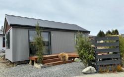 Hank's Hut