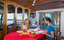 Abad Premium House Boat