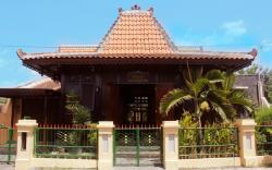 Ndalem Ngadisuryan Homestay