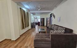 3 BHK in Krishna Nagar Lucknow(L201)