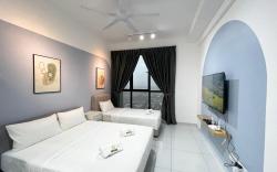 SkyTree Dualkeys Studio Homestay R2 | Bukit Indah
