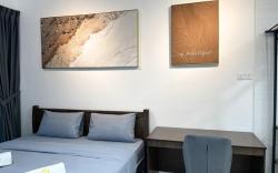 SkyTree Dualkeys Studio Apartment R1 | Bukit Indah