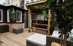Coastal Comfort, Hot Tub Lodge