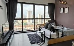 New UrbanSuite Majestics 3BRHomestay@town USB163AN