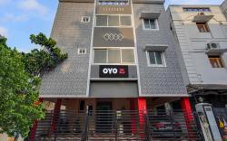 Hotel O Eswar Residency Saligramam