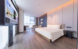 Atour Hotel Guangzhou Huangpu Development Zone Baoying Avenue Metro Station
