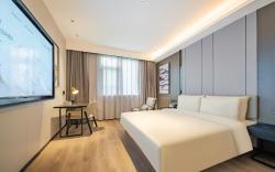 Atour X Hotel Shanghai Middle Ring Bailian Tongchuan Road Metro Station