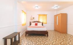 RedDoorz @ Moss Hotel Guevarra Dasmarinas