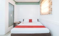 RedDoorz @ Moss Hotel Dasmarinas