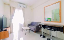 Warm & Cozy Living 2BR Bogorienze Apt By Travelio