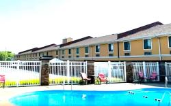 Super 8 by Wyndham Fort Scott