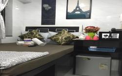 Skylark Hostel