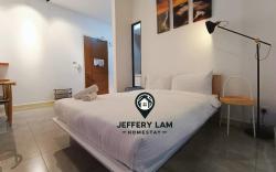 Imperio 2 Pax Poolview B15 - Bathtub Free Parking