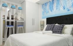 Lovely room at Azure North