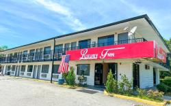 Luxury Inn By OYO Albany