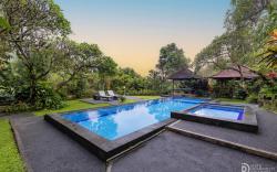 Taman Indrakila Villa