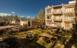 Hotel Yarab Tso