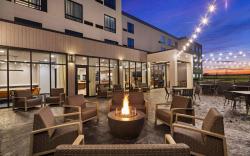 Courtyard by Marriott Bettendorf