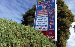 Redwood Lodge Motel