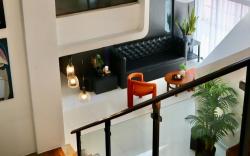 Soho-Style Loft [4BR, Central, Wifi w/ Gameroom]