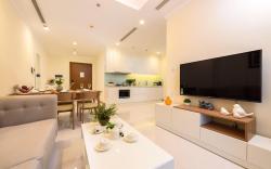 Vinhomes Central Park 2BR next to Landmark 81