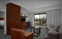 Courtyard by Marriott Greensboro Airport