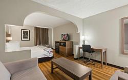 Red Roof Inn & Suites Newnan