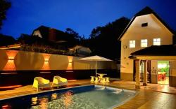 Yussy Homestay at Afamosa Villa