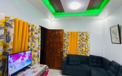 12pax-U5-R&F Vigan Transient House