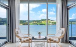Gapyeong White Cube 24 Spa Pension