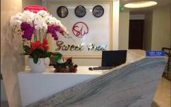Sweet Hotel