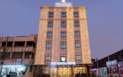Monday hotels Swarnas The Capital