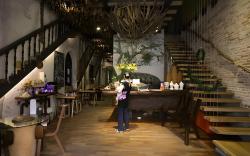 The Happy 8 Retreat @ Old Town